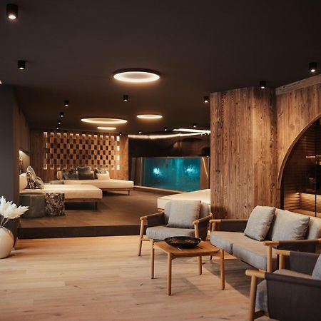 Luxury Chalet P Urtijëi Buitenkant foto