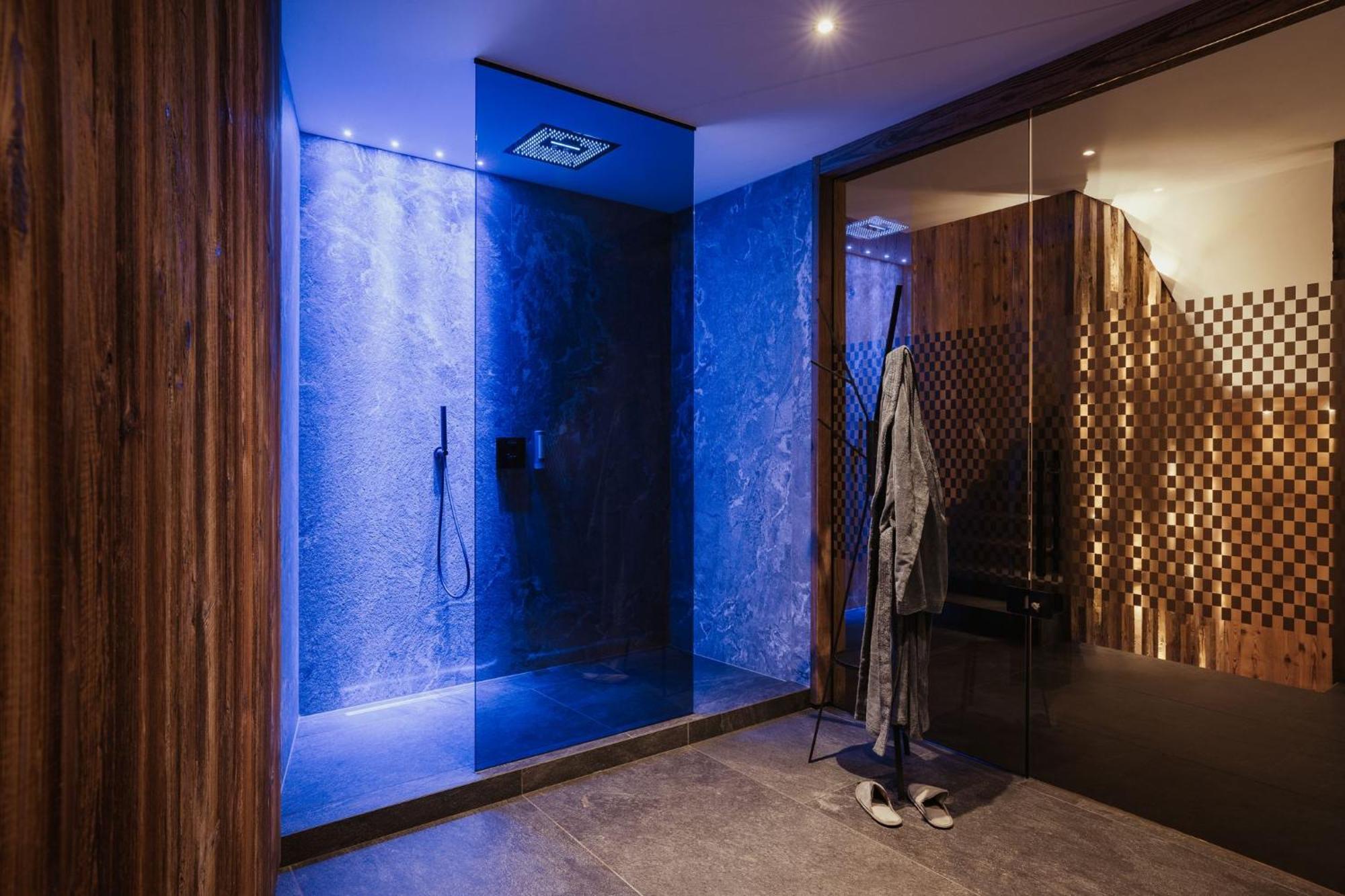 Luxury Chalet P Urtijëi Buitenkant foto
