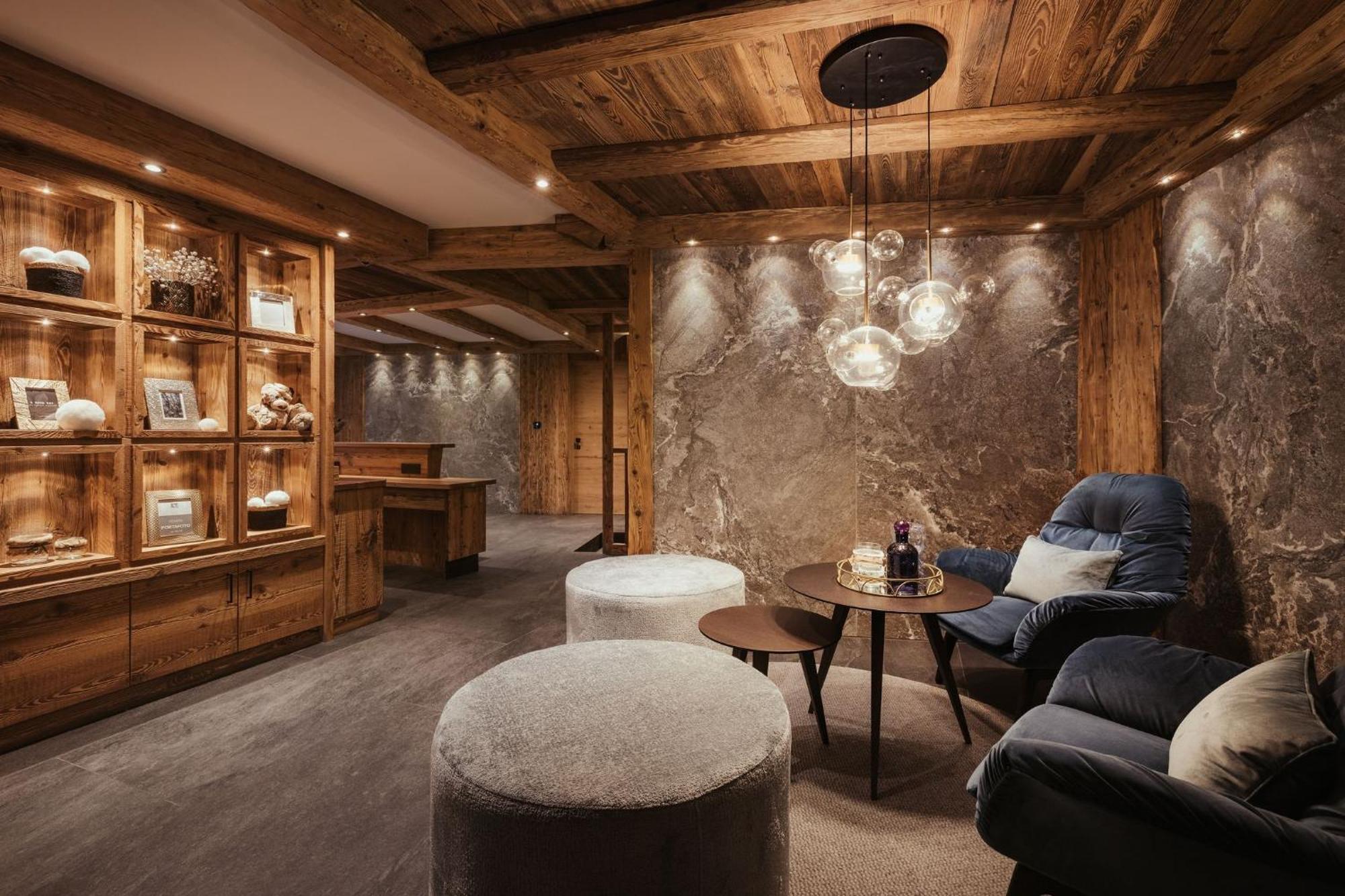 Luxury Chalet P Urtijëi Buitenkant foto