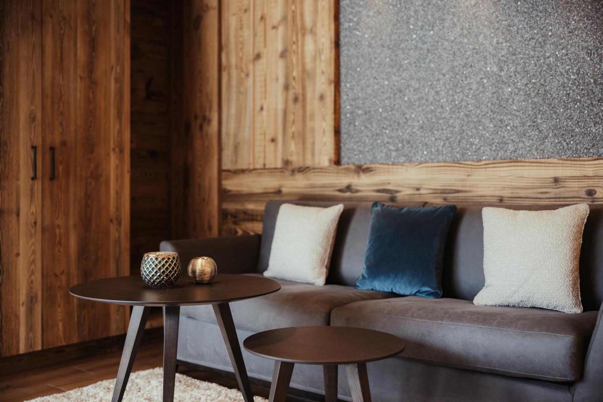 Luxury Chalet P Urtijëi Buitenkant foto