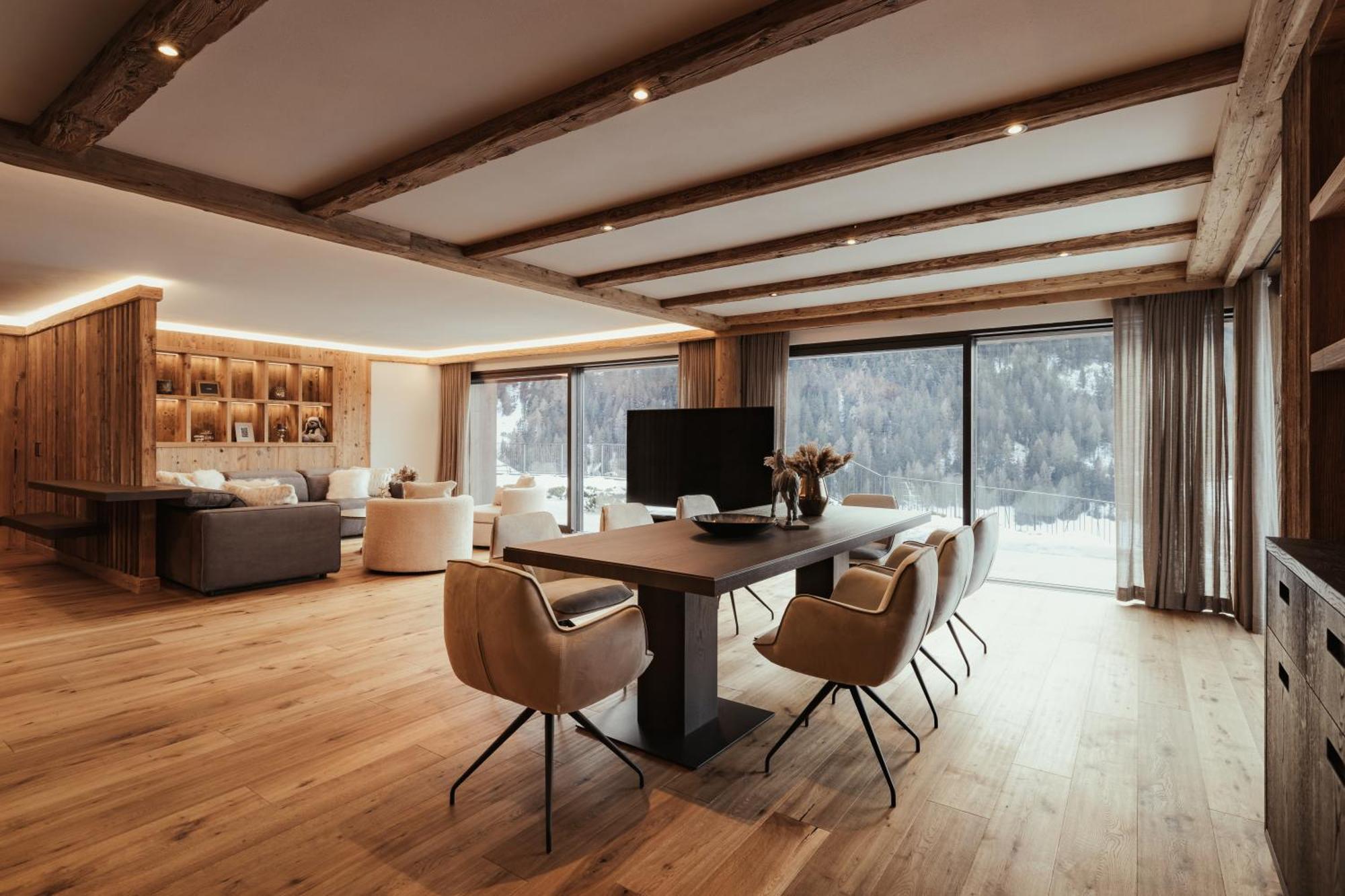 Luxury Chalet P Urtijëi Buitenkant foto