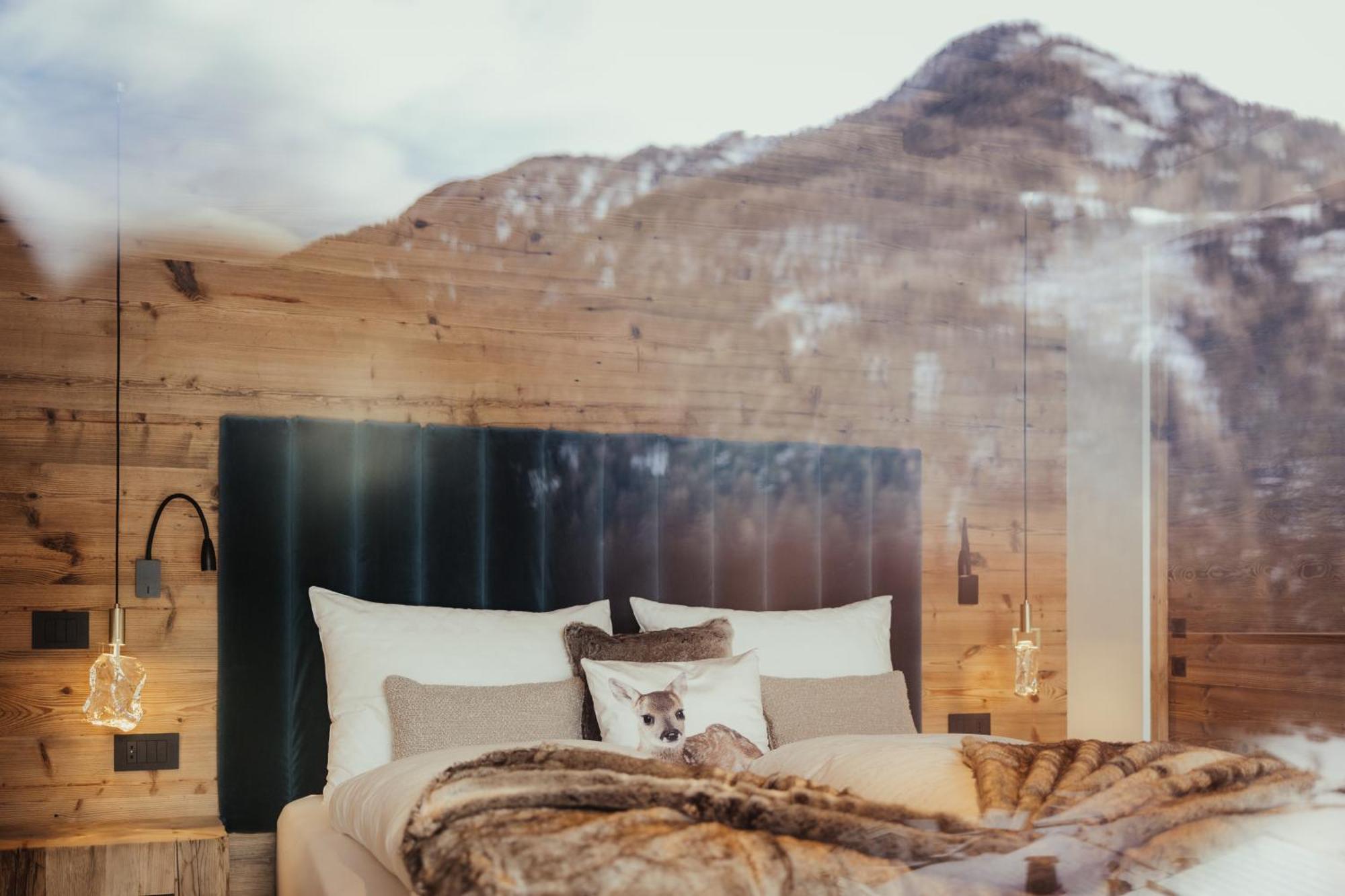 Luxury Chalet P Urtijëi Buitenkant foto