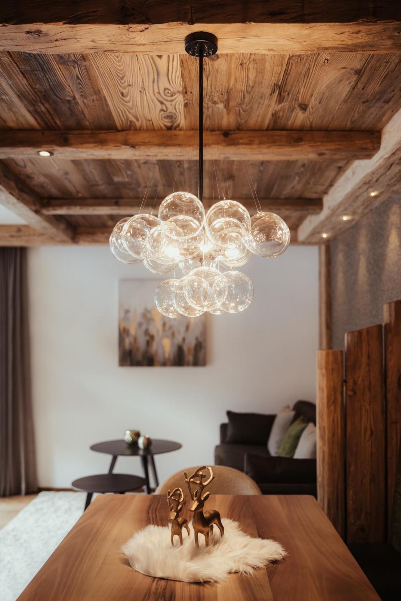 Luxury Chalet P Urtijëi Buitenkant foto