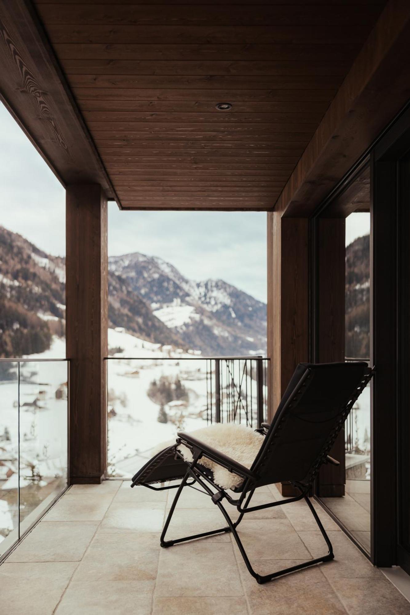 Luxury Chalet P Urtijëi Buitenkant foto