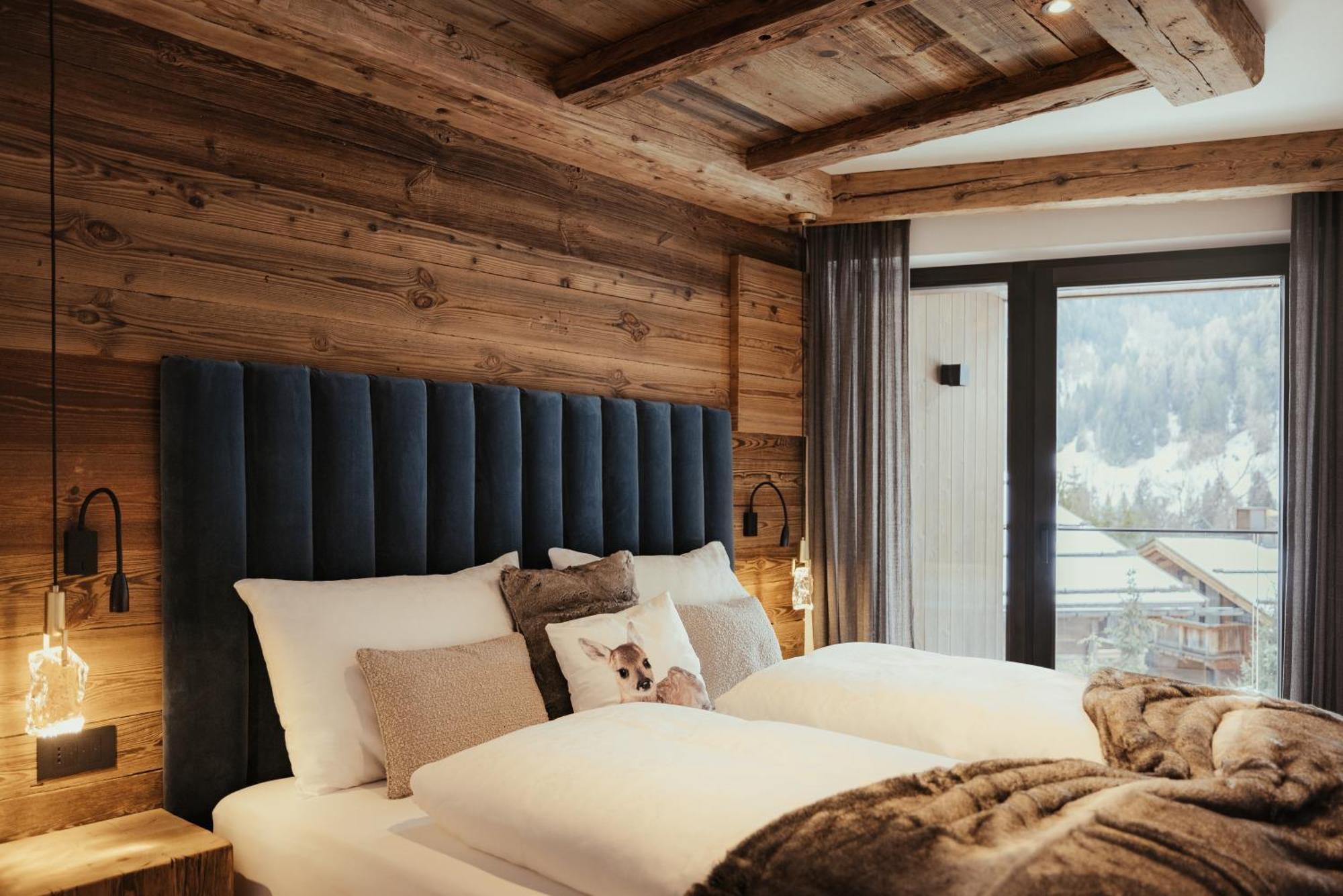 Luxury Chalet P Urtijëi Buitenkant foto