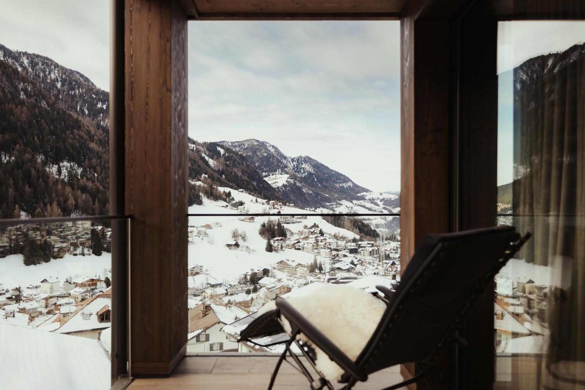 Luxury Chalet P Urtijëi Buitenkant foto